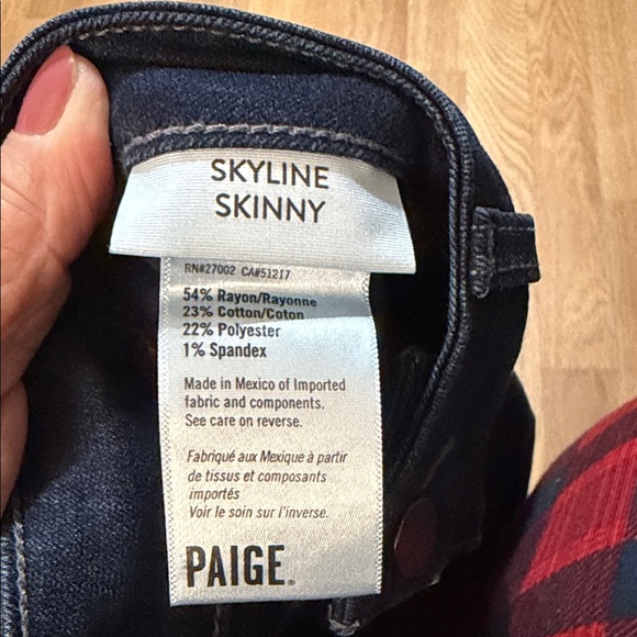 PAIGE Skyline Skinny Jeans Size 29 Dark Wash Excellent Condition - Picture 4 of 7